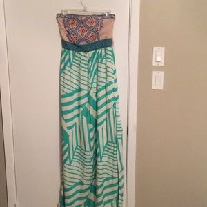 Flying Tomato tube top maxi dress. Large.